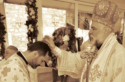 Episkop Grigorije u čin đakona rukopoložio dr Lazara Supića