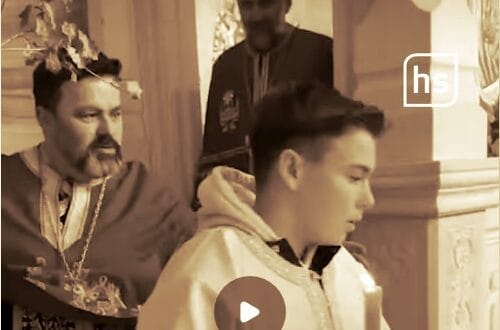 Репортажа медијске куће Hessenschau о прослави Божића у Франкфурту на Мајни